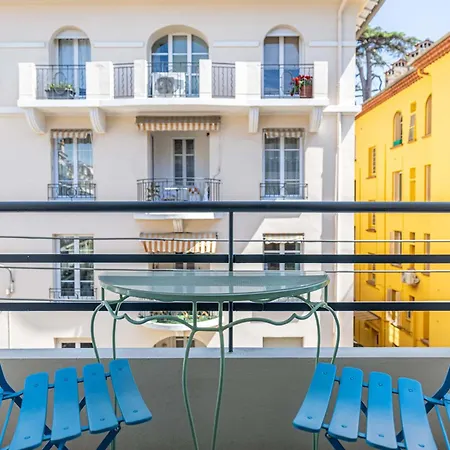 L'angle Doux Avec Balcon Ideal Pour Couples Ou En Solo 아파트