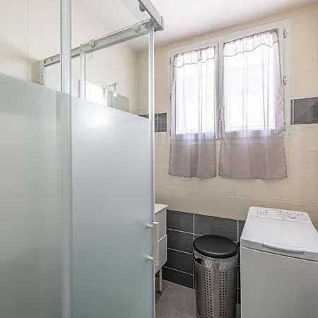 L'angle Doux Avec Balcon Ideal Pour Couples Ou En Solo * Cannes